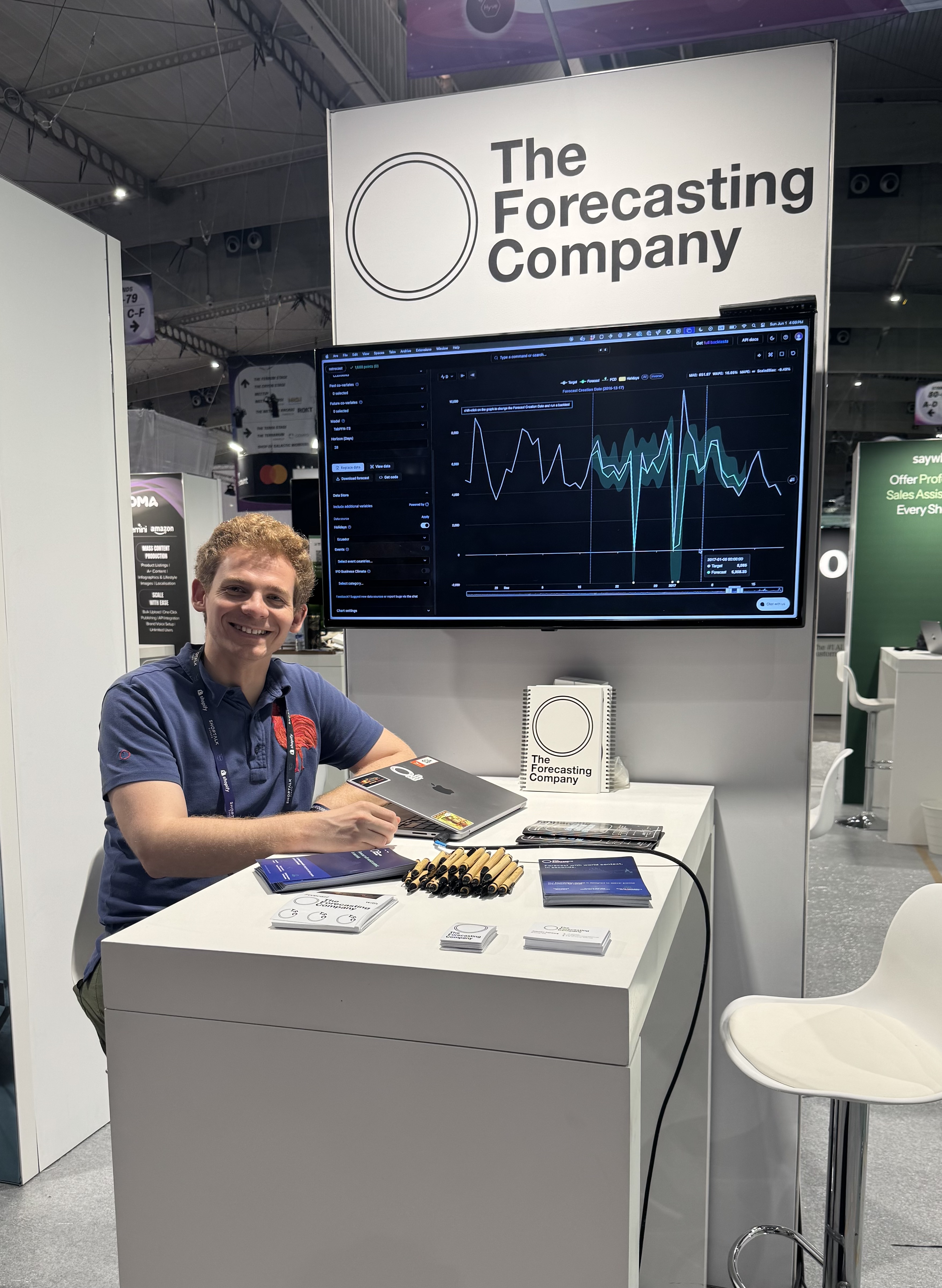 Geoff at ShopTalk booth K27